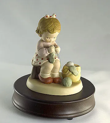 #631 Figurine