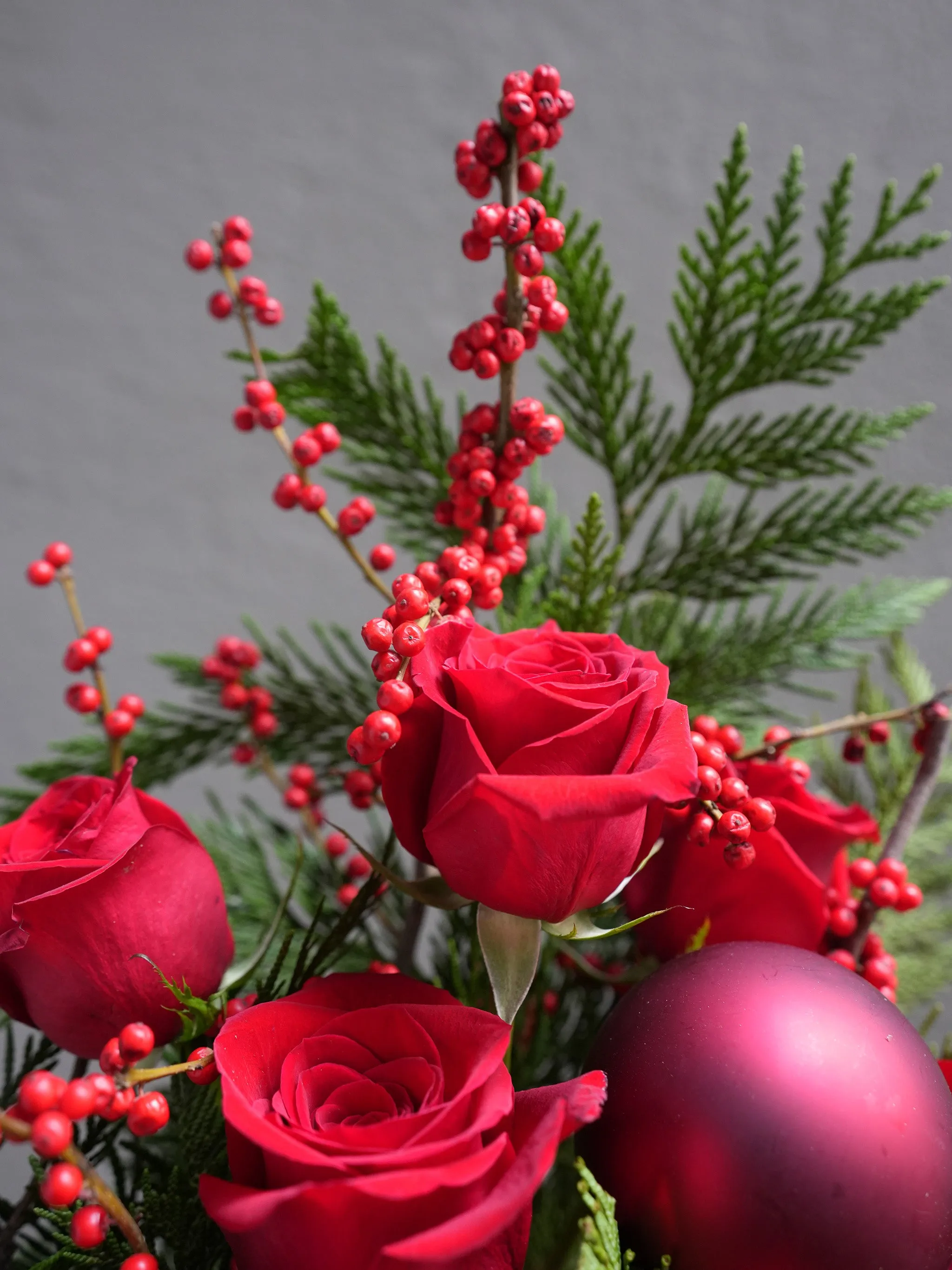 Frosted Joy Centerpiece