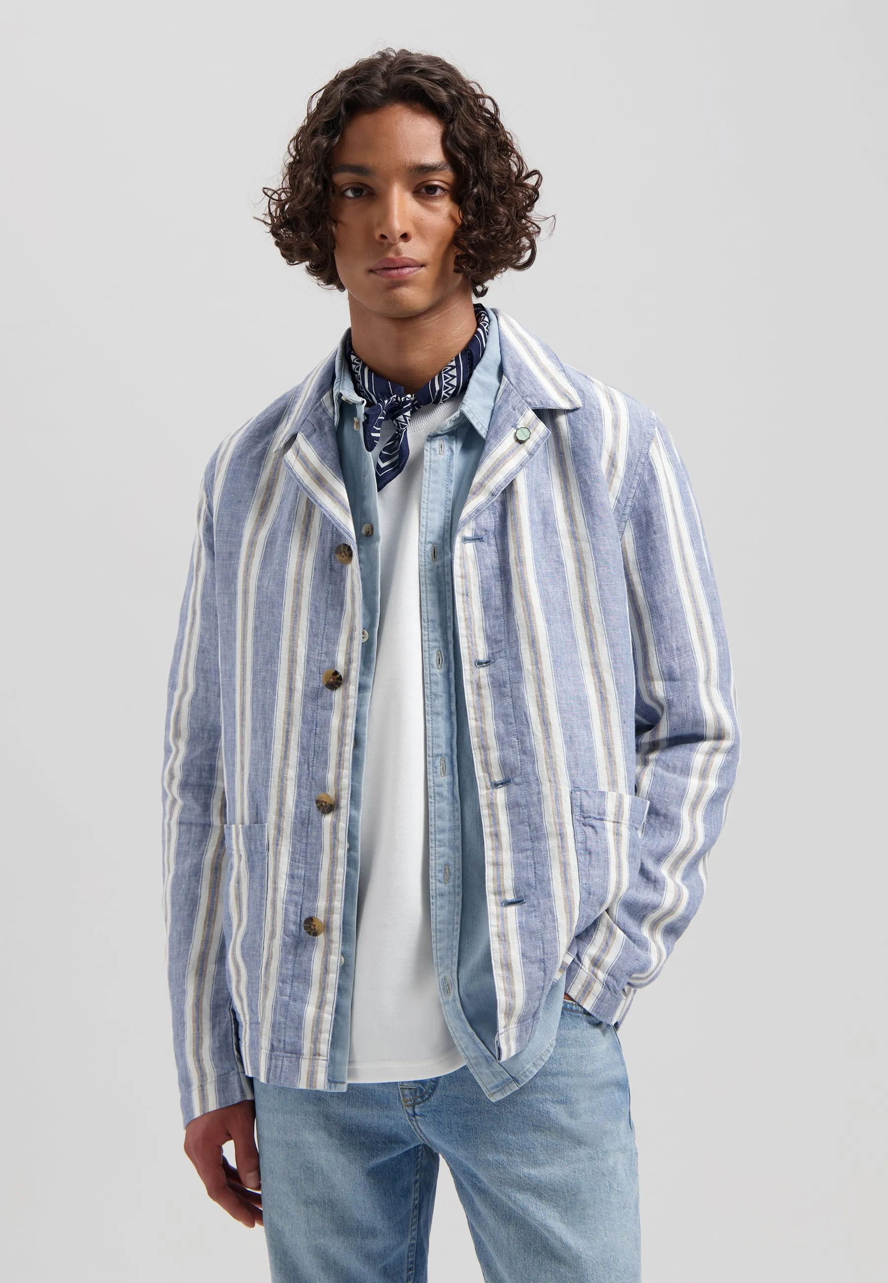 Harlan Railway Jacket: Blue Chambray