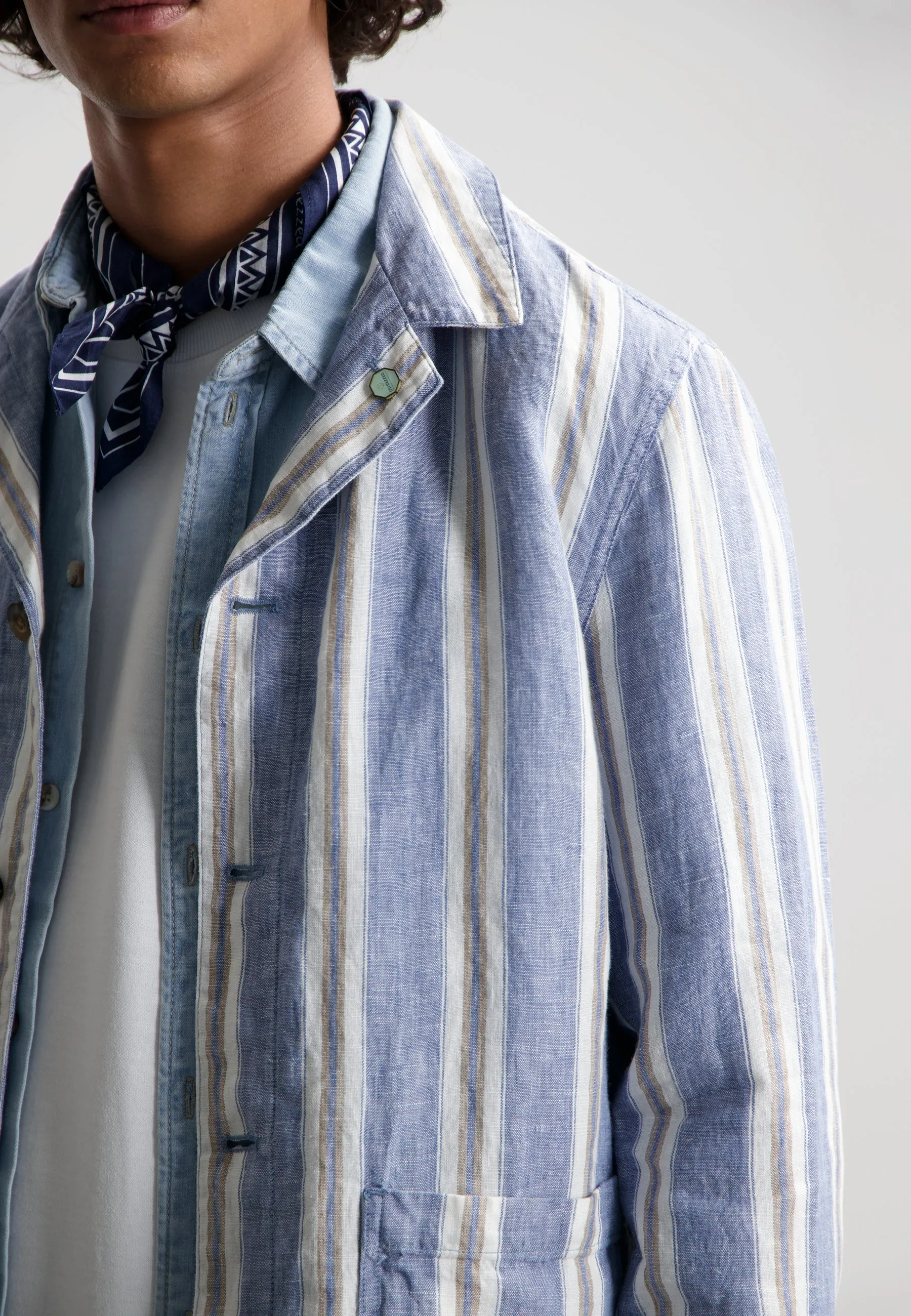 Harlan Railway Jacket: Blue Chambray