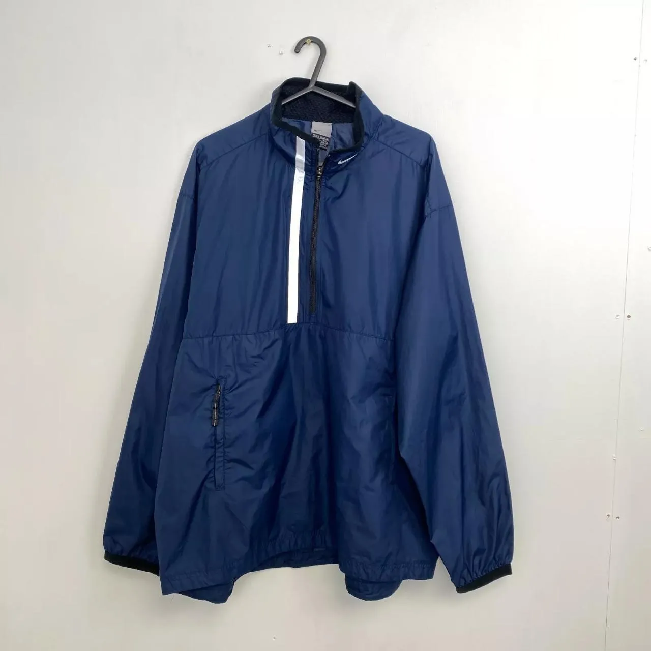 Preowned Vintage Nike Lightweight Windbreaker Jacket Mens Size XL Navy Blue Pullover.